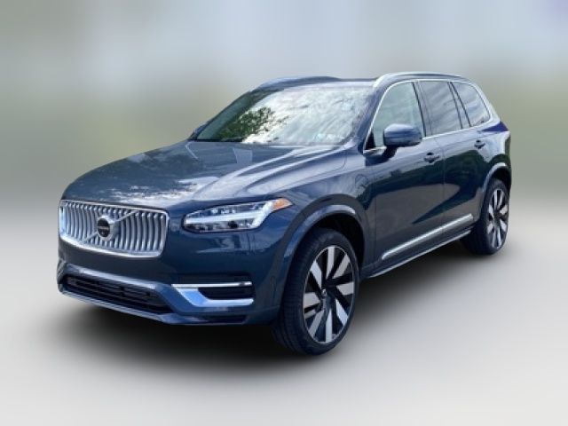 2025 Volvo XC90 Plug-In Hybrid Plus