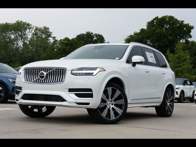 2025 Volvo XC90 Plug-In Hybrid Plus