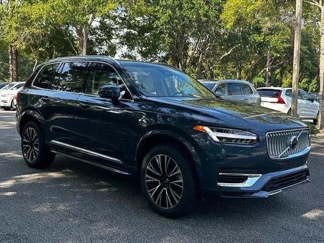 2025 Volvo XC90 Plug-In Hybrid Plus