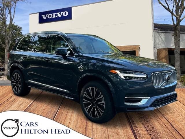 2025 Volvo XC90 Plug-In Hybrid Plus