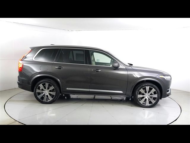 2025 Volvo XC90 Plug-In Hybrid Plus