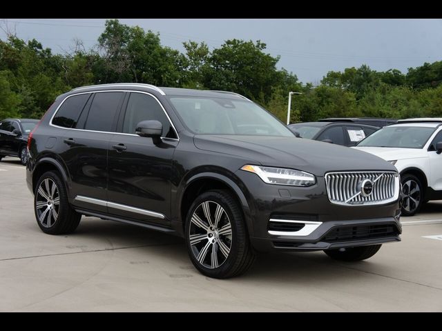 2025 Volvo XC90 Plug-In Hybrid Plus