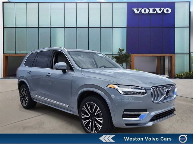 2025 Volvo XC90 Plug-In Hybrid Plus