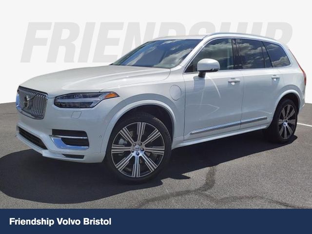 2025 Volvo XC90 Plug-In Hybrid Plus