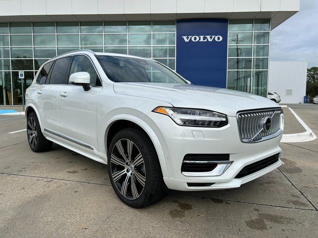 2025 Volvo XC90 Plug-In Hybrid Plus