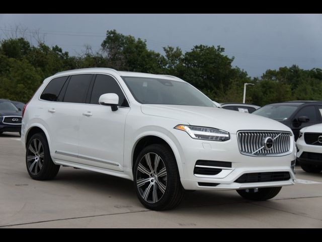 2025 Volvo XC90 Plug-In Hybrid Plus