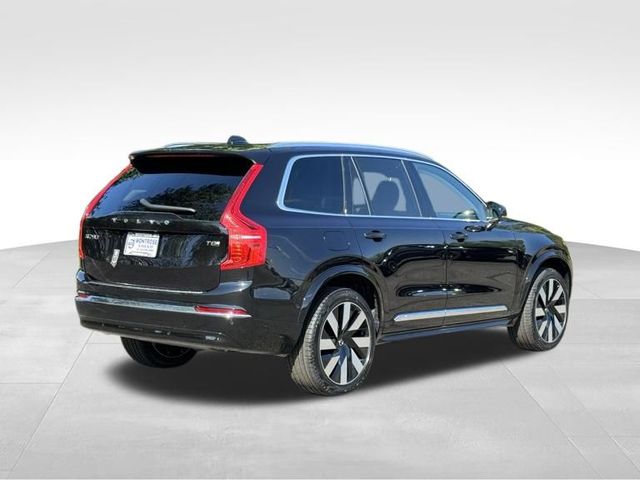 2025 Volvo XC90 Plug-In Hybrid Plus