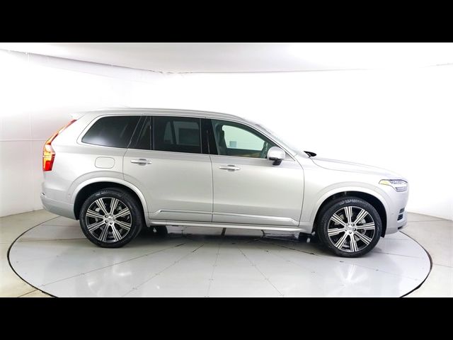 2025 Volvo XC90 Plug-In Hybrid Plus