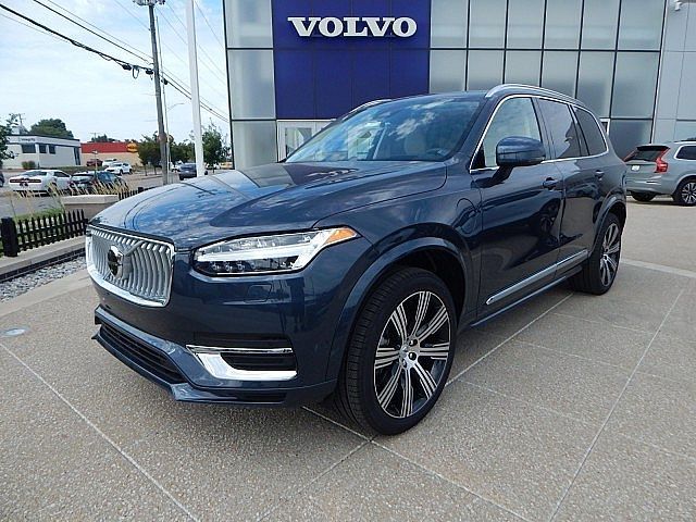 2025 Volvo XC90 Plug-In Hybrid Ultra