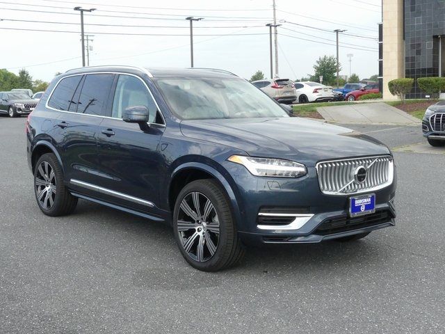 2025 Volvo XC90 Plug-In Hybrid Ultra