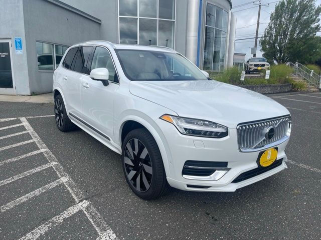 2025 Volvo XC90 Plug-In Hybrid Ultra