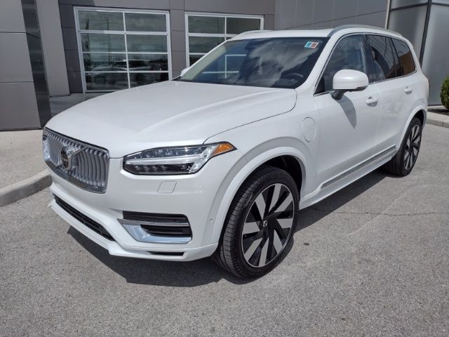 2025 Volvo XC90 Plug-In Hybrid Ultra