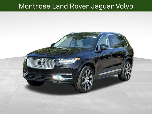 2025 Volvo XC90 Plug-In Hybrid Plus