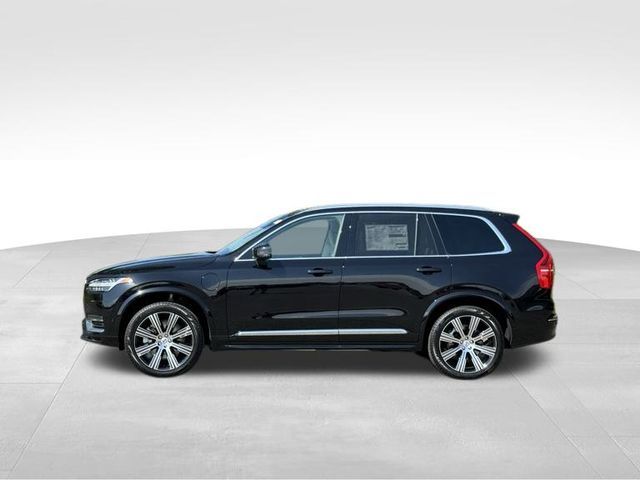 2025 Volvo XC90 Plug-In Hybrid Plus