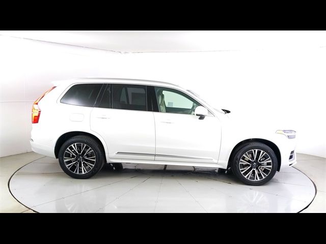 2025 Volvo XC90 Plug-In Hybrid Plus