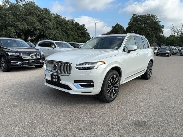 2025 Volvo XC90 Plug-In Hybrid Plus