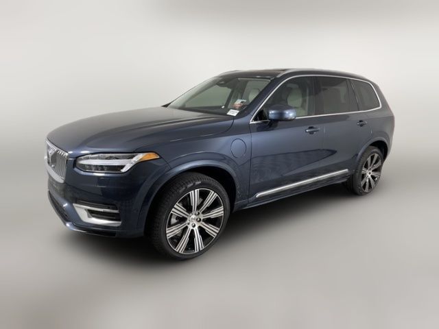 2025 Volvo XC90 Plug-In Hybrid Plus