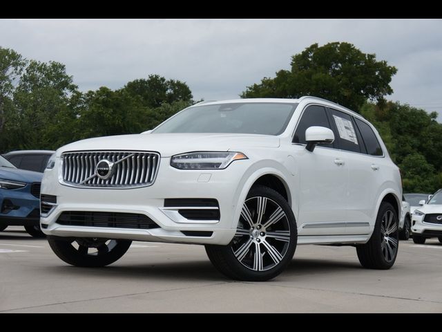 2025 Volvo XC90 Plug-In Hybrid Plus