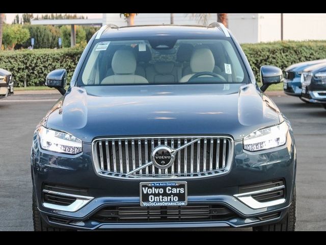 2025 Volvo XC90 Plug-In Hybrid Plus