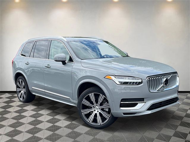 2025 Volvo XC90 Plug-In Hybrid Plus