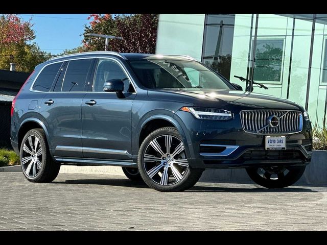 2025 Volvo XC90 Plug-In Hybrid Plus