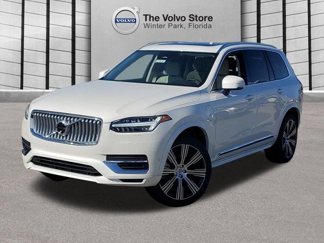 2025 Volvo XC90 Plug-In Hybrid Plus