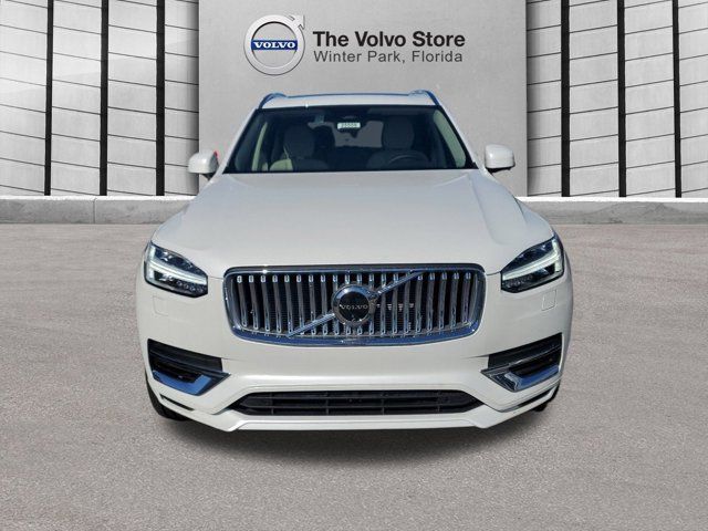 2025 Volvo XC90 Plug-In Hybrid Plus