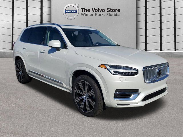 2025 Volvo XC90 Plug-In Hybrid Plus