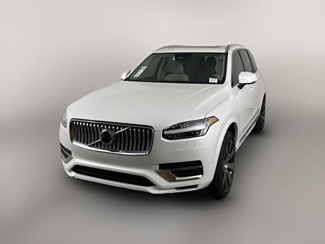 2025 Volvo XC90 Plug-In Hybrid Plus