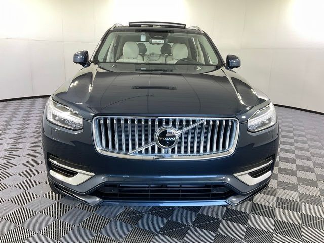 2025 Volvo XC90 Plug-In Hybrid Plus