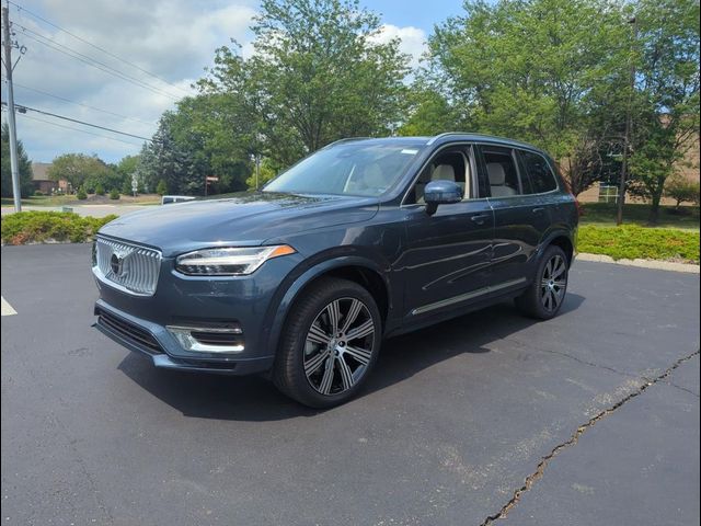 2025 Volvo XC90 Plug-In Hybrid Plus