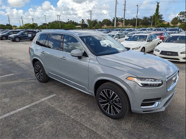 2025 Volvo XC90 Plug-In Hybrid Plus