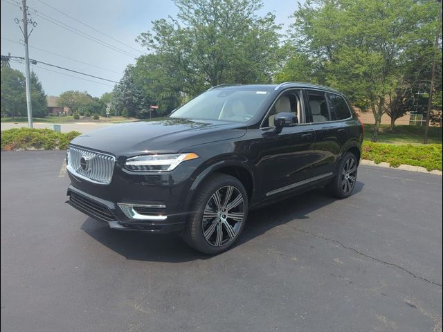 2025 Volvo XC90 Plug-In Hybrid Plus