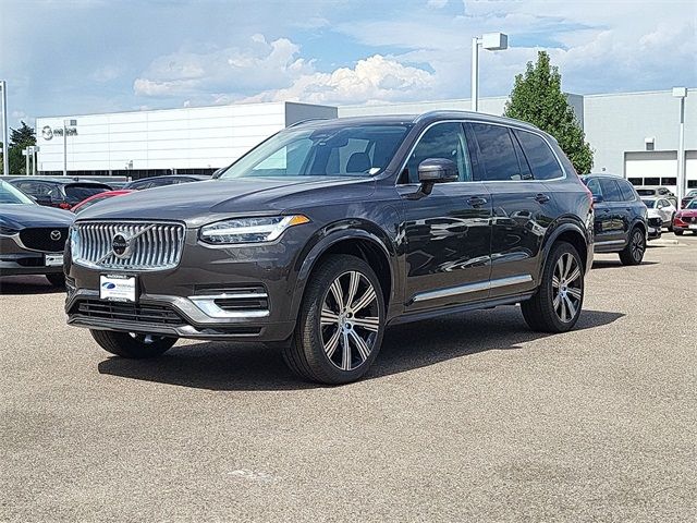 2025 Volvo XC90 Plug-In Hybrid Plus