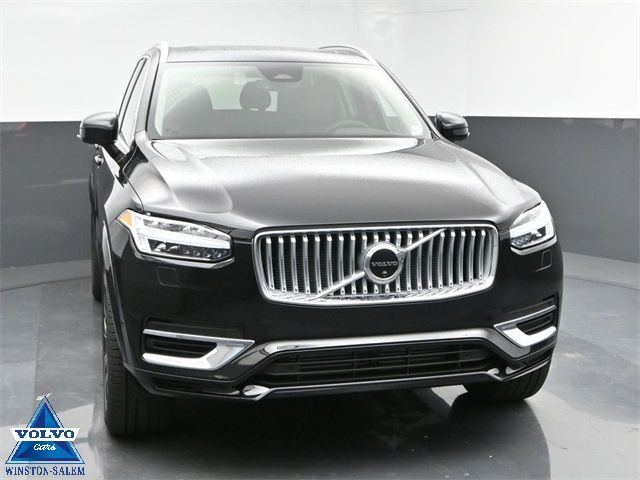 2025 Volvo XC90 Plug-In Hybrid Plus