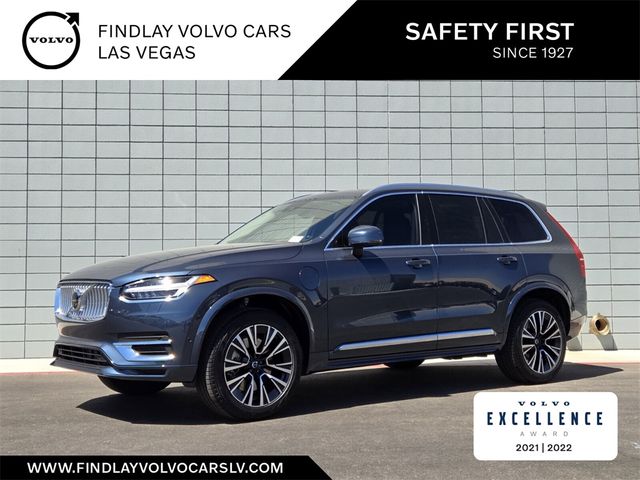 2025 Volvo XC90 Plug-In Hybrid Plus