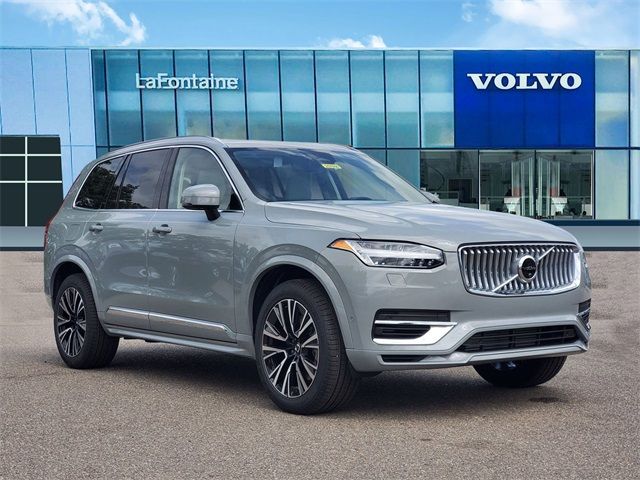 2025 Volvo XC90 Plug-In Hybrid Plus