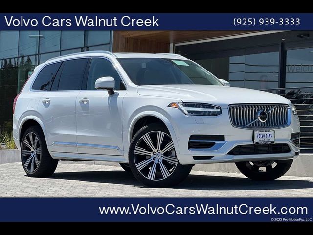 2025 Volvo XC90 Plug-In Hybrid Plus