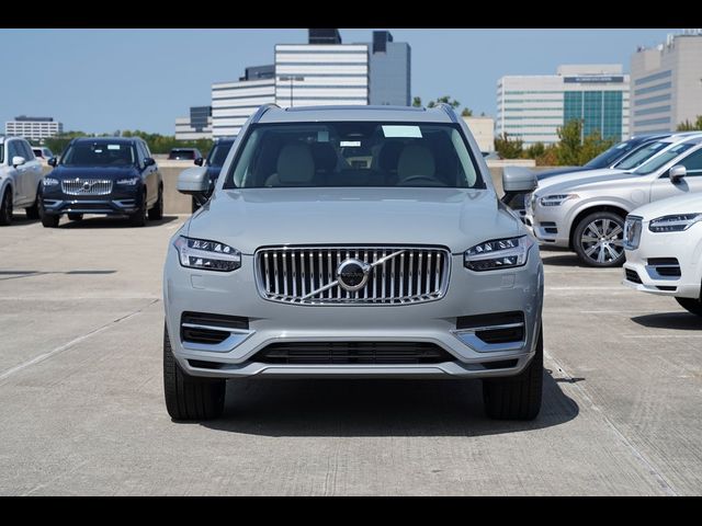 2025 Volvo XC90 Plug-In Hybrid Plus