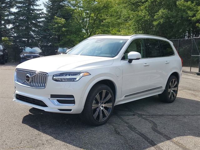 2025 Volvo XC90 Plug-In Hybrid Plus