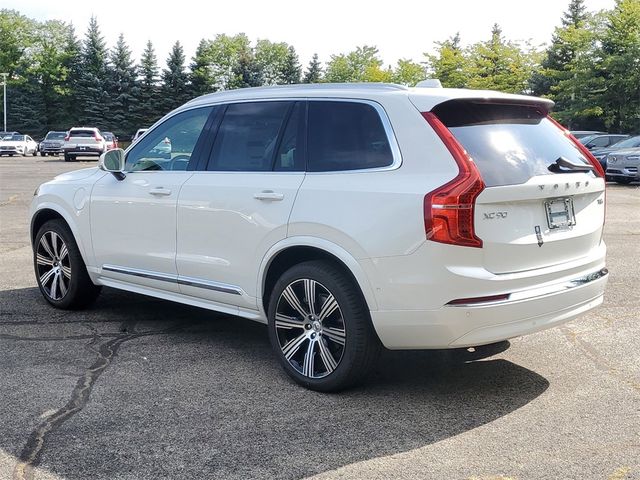 2025 Volvo XC90 Plug-In Hybrid Plus