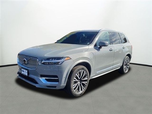 2025 Volvo XC90 Plug-In Hybrid Plus