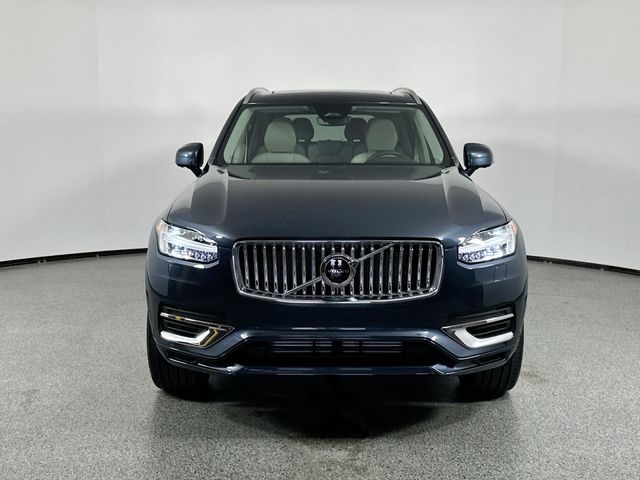 2025 Volvo XC90 Plug-In Hybrid Plus