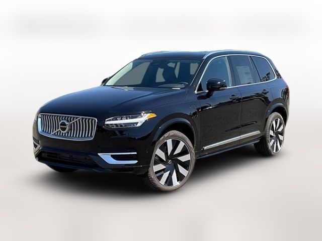 2025 Volvo XC90 Plug-In Hybrid Plus