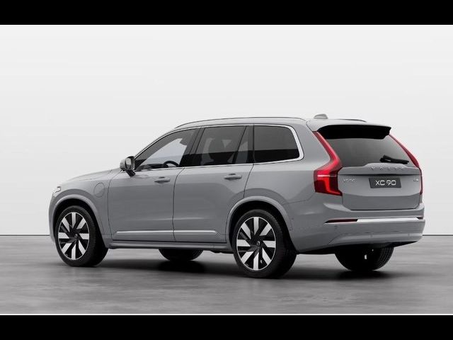 2025 Volvo XC90 Plug-In Hybrid Plus