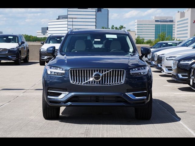 2025 Volvo XC90 Plug-In Hybrid Plus