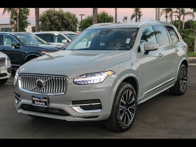 2025 Volvo XC90 Plug-In Hybrid Plus