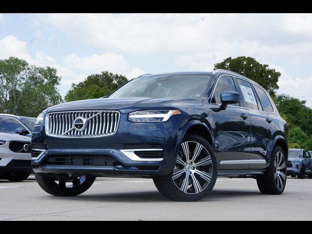 2025 Volvo XC90 Plug-In Hybrid Plus