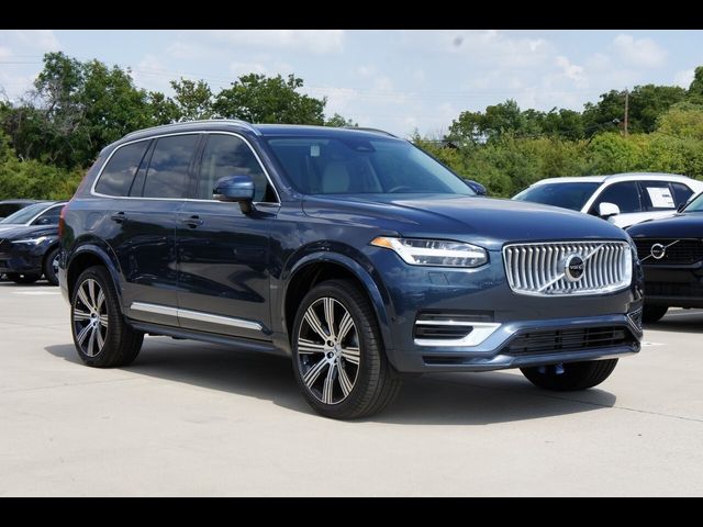 2025 Volvo XC90 Plug-In Hybrid Plus