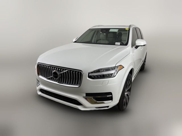 2025 Volvo XC90 Plug-In Hybrid Plus